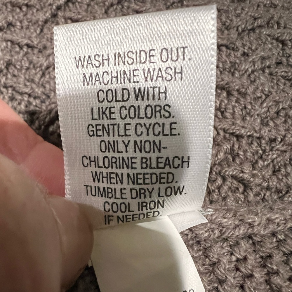 Croft & Barrow Grey Cardigan - Picture 6 of 6